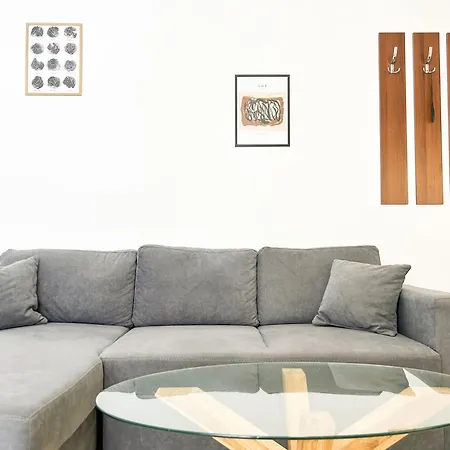 Apartament Sunset Reflection Golem (Tirana)